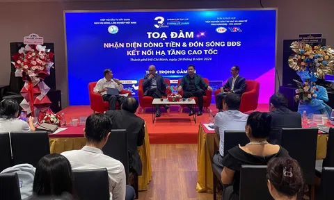 Toạ đàm: “Nhận diện dòng tiền và đón sóng bất động sản kết nối hạ tầng cao tốc”