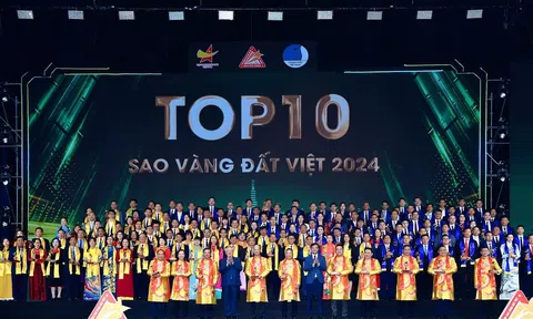 PNJ ghi danh trong Top 10 Sao Vàng Đất Việt 2024