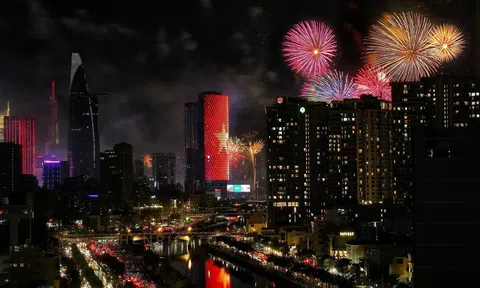 Tầm vóc 50 năm “chuyển mình” trên thành phố mang tên Bác