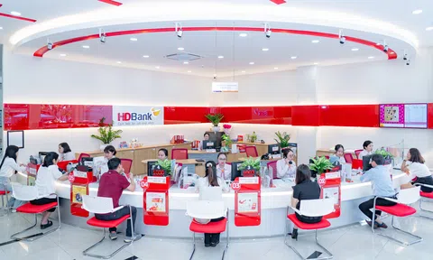 Đẩy mạnh kinh doanh số, HDBank báo lãi 6 tháng 10.068 tỷ đồng, ROE lên tới 26,5%