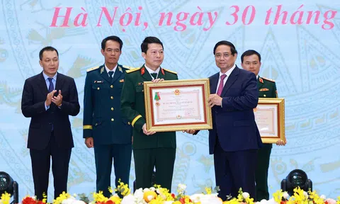 MB vinh dự đón nhận Huân chương Bảo vệ Tổ quốc hạng Nhất