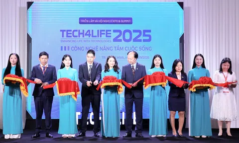 Sacombank giới thiệu loạt giải pháp quản lý tài chính tại Tech4Life 2025