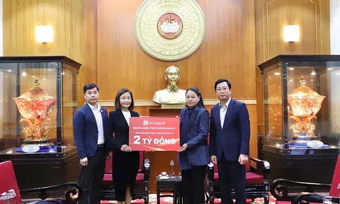 Tập đoàn BRG và Ngân hàng SeABank trao 5 tỷ đồng ủng hộ đồng bào khắc phục hậu quả thiên tai