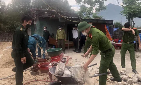 Huyện Kỳ Anh (Hà Tĩnh) cùng nhà hảo tâm xây dựng nhà kiên cố cho các hộ khó khăn