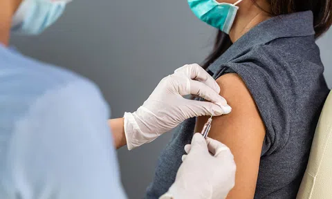 Australia: Các chuỗi siêu thị yêu cầu tiêm vaccine phòng COVID-19 bắt buộc đối với nhân viên
