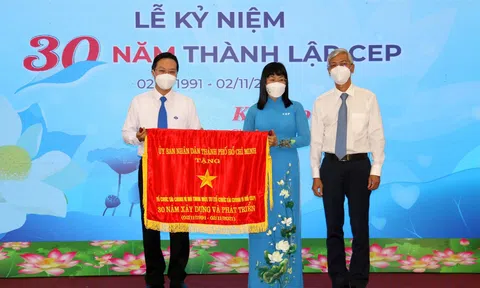 Tổ chức tài chính vi mô kiên định mục tiêu giảm nghèo trong công nhân, lao động