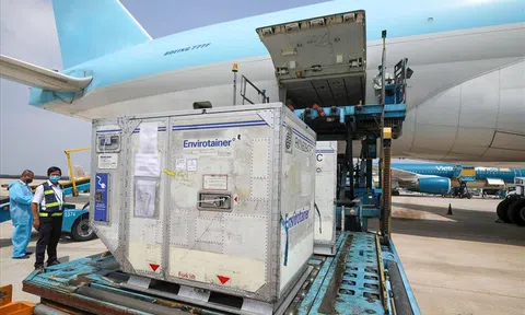 Tổng cục Hải quan phản hồi về vụ 22.000 lon sữa viện trợ