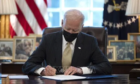 Tổng thống Biden ký đạo luật bảo mật hệ thống viễn thông Mỹ