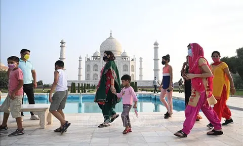 Ấn Độ mở cửa biên giới cho du khách từ nhiều nước