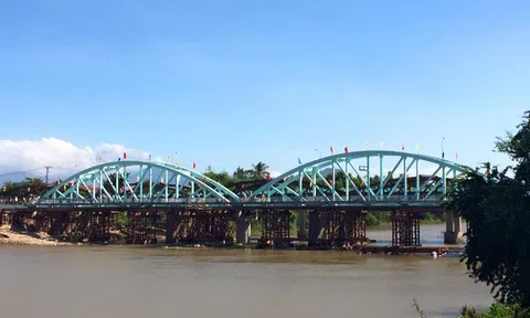 Công ty CP Cầu 14 nợ bảo hiểm xã hội 74 tháng