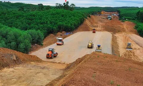 Tập đoàn xây dựng miền Trung bị chấm dứt thi công gói thầu cao tốc Mai Sơn- QL45 