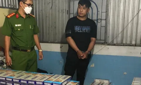 Bắt giữ đối tượng tàng trữ, mua bán gần 3.500 bao thuốc lá nhập lậu