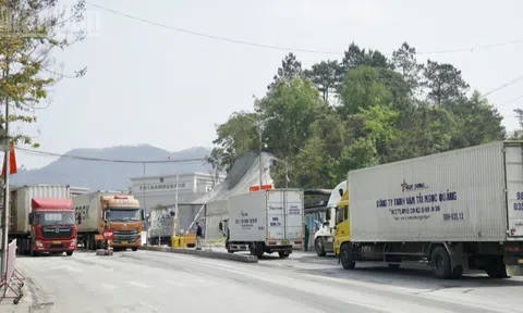 Lạng Sơn: Lưu lượng phương tiện chở hàng xuất khẩu tăng cao đột biến