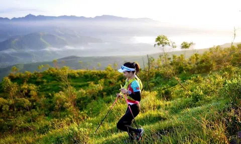 Hàng nghìn vận động viên tham gia giải chạy Ultra Trail Yên Tử 2025