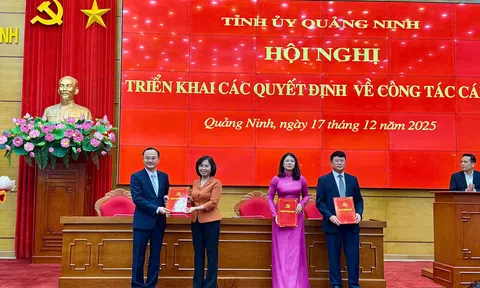 Quảng Ninh: Công bố quyết định điều động, bổ nhiệm lãnh đạo sở về địa phương