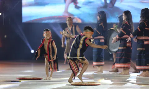 Khai mạc Đêm hội Hòa âm Cồng chiêng Đông Nam Á 2025 – “Âm vang di sản, gắn kết tương lai”