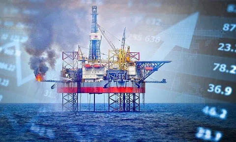 Cổ phiếu dầu khí đồng loạt “bốc đầu” sau diễn biến mới tại Trung Đông