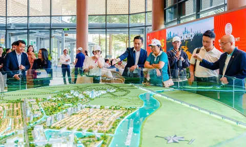 Hạ tầng nghìn tỷ liên tục đổ bộ, bất động sản phía Tây TP.HCM rục rịch cuối năm