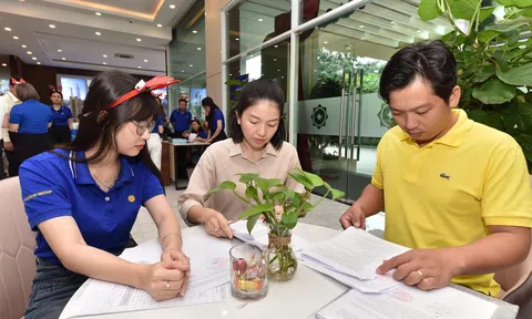 Lãi suất điều chỉnh tăng cuối năm, thị trường bất động sản có “đóng băng” nhu cầu?