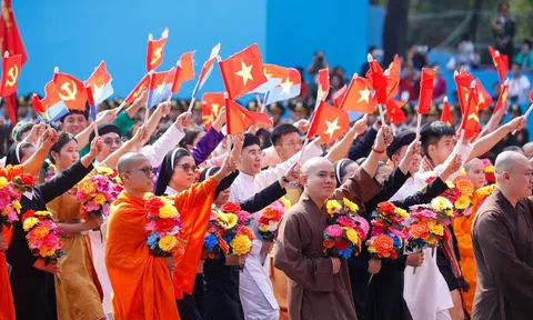 Hào khí 30/4 lan tỏa khắp non sông Việt Nam - Mốc son lịch sử và khát vọng tương lai