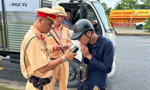 Cần Thơ: Tăng cường triển khai Luật Trật tự, an toàn giao thông đường bộ