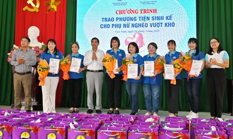 Khánh Hòa: Trao phương tiện sinh kế giúp phụ nữ nghèo vượt khó