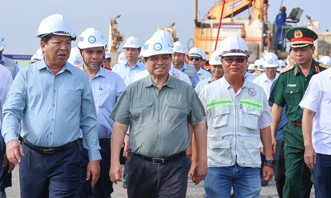 Thủ tướng thúc tiến độ: Sân bay Long Thành phải đón chuyến bay đầu tiên vào cuối năm 2025
