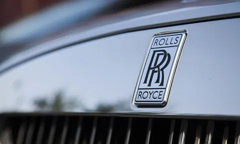 Rolls-Royce sẽ chuyển sang sản xuất ô tô chạy hoàn toàn bằng điện vào năm 2030