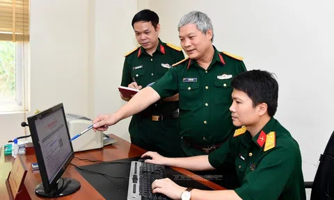 Kỳ 2: Các nhà báo - chiến sĩ ở vị trí tiên phong, xung kích