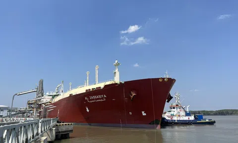 PV GAS nhận chuyến tàu LNG thứ 2 về Việt Nam, bắt đầu cung cấp LNG phục vụ sản xuất điện