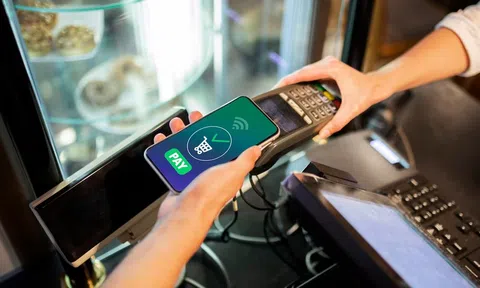 Giao dịch số bùng nổ, ngân hàng dựng hàng rào bảo mật nhiều lớp