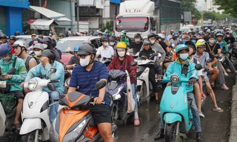 Đề án hoán đổi động cơ điện cho xe máy: Cơ sở pháp lý vẫn là thách thức