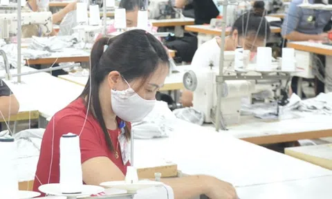 Từ 1/1/2026: Lương tối thiểu vùng tăng 7,2%, cải thiện thu nhập người lao động