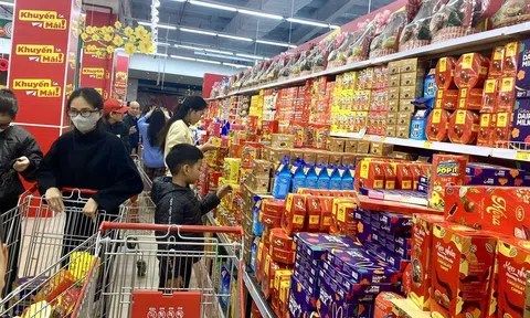 Khẩn trương phục hồi sau thiên tai, giữ nhịp tăng trưởng và thị trường Tết