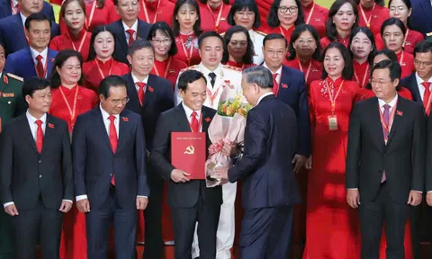 Đại hội Đại biểu Đảng bộ TP.HCM lần thứ I: Ông Trần Lưu Quang tiếp tục làm Bí thư Thành uỷ TP.HCM