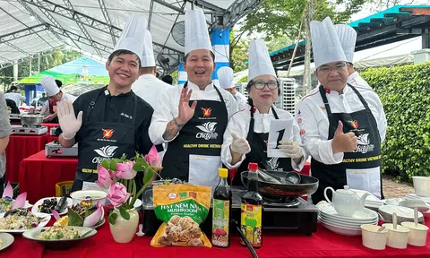 Thực khách nô nức đổ về Lễ hội Ẩm thực Chay 2025