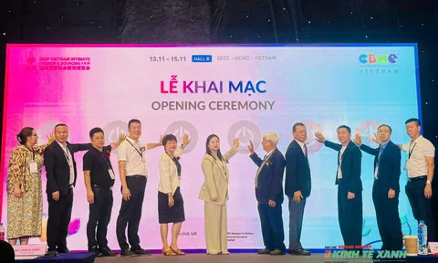 SIUF Vietnam 2025: Hơn 450 thương hiệu, nhà cung cấp trong ngành Dệt may Việt Nam “gõ cửa” chuỗi cung ứng toàn cầu