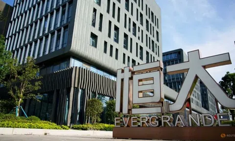 Tập đoàn Evergrande tái khởi động 10 dự án bất động sản
