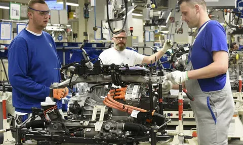 Đức hạ dự báo tăng trưởng GDP năm 2021 xuống 2,6%