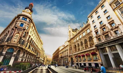 Kinh tế Tây Ban Nha "tăng tốc" trong quý III/2021