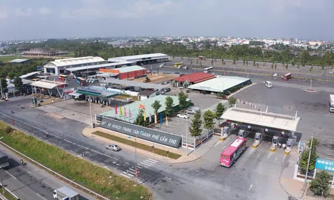 Bến xe Trung tâm thành phố Cần Thơ vẫn vắng khách