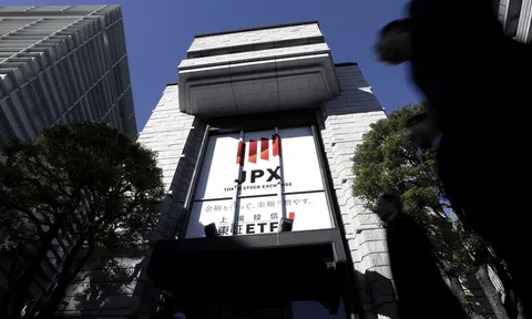 Chứng khoán Tokyo dẫn đầu đà tăng phiên 1/11