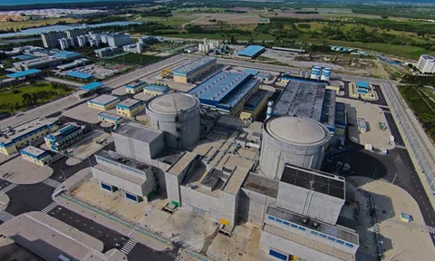 Các nhà máy lớn của Trung Quốc trải qua tháng tồi tệ nhất kể từ khi đại dịch bùng phát