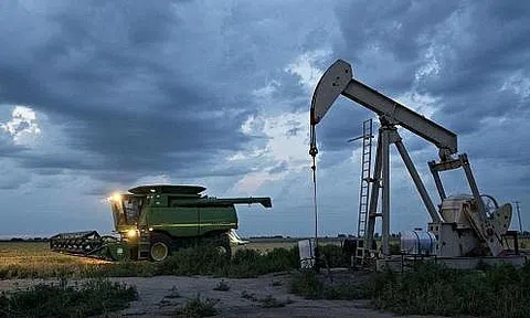 Sau cuộc họp của OPEC+, giá dầu châu Á đi lên phiên 5/11