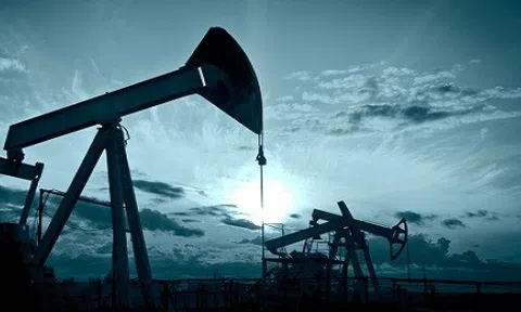 Giá dầu thô ngọt nhẹ Mỹ ghi nhận tuần giảm giá thứ hai liên tiếp