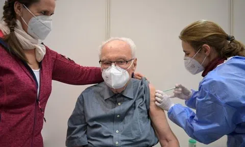 Đức thắt chặt quy định về tiêm vaccine đối với một số ngành nghề
