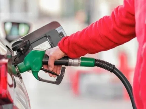 Giá xăng dầu hôm nay 26/12: Diễn biến thị trường thế giới và trong nước và dự báo