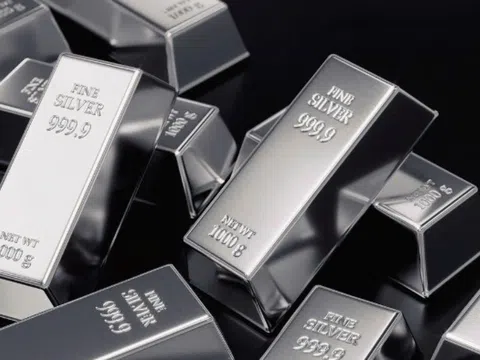 Giá bạc hôm nay 4/3/2026: Lao dốc mạnh, thị trường trong nước và quốc tế giảm mạnh