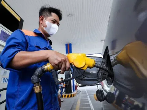 Giá xăng dầu hôm nay 13/3/2026: Cập nhật giá xăng dầu trong nước, quốc tế