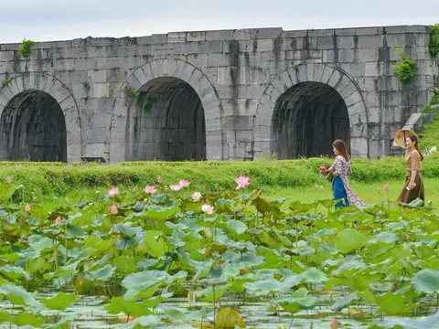 Tết Dương lịch: Về xứ Thanh chạm vào miền di sản